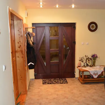Casa Piatra Craiului Guest house Zarnesti