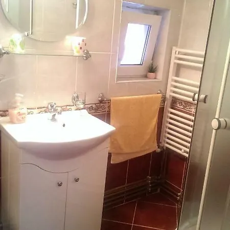 Casa Piatra Craiului Zarnesti