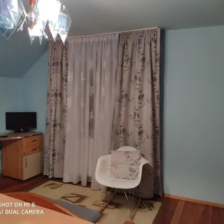 Casa Piatra Craiului Guest house *